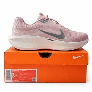 Nike Women's Winflo 11 PRM